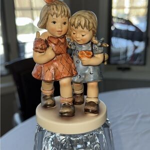 Goebel Hummel best friends figurine imprinted number 731 first issue